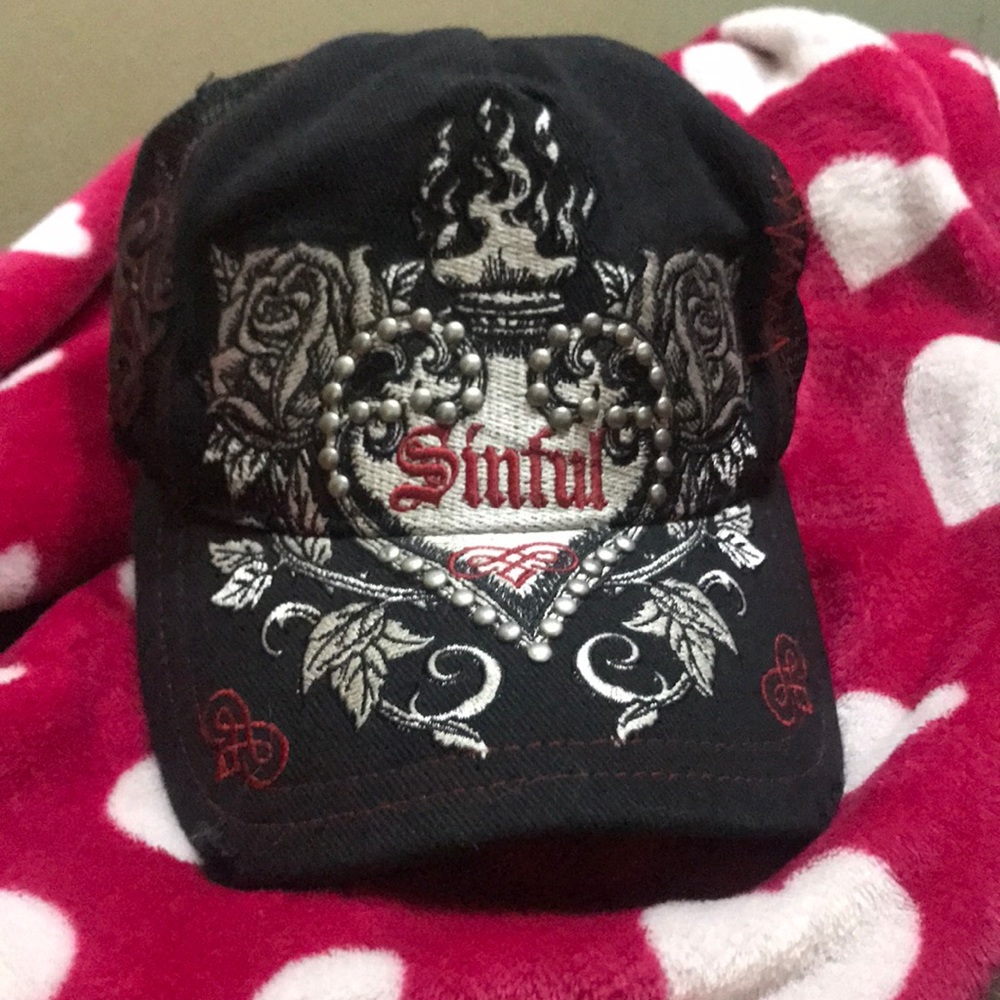 Sinful trucker hat